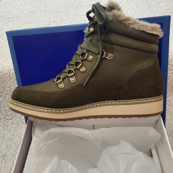 NIB WHITE MOUNTAIN Women's Shoes Tamasha Lace-Up Hiker Bootie Olive SZ 8.5 M - Picture 2 of 5